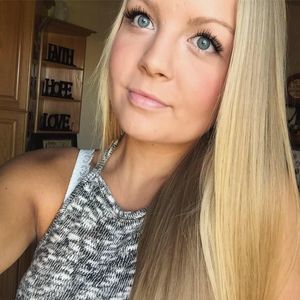 Meet your Posher, Delaney